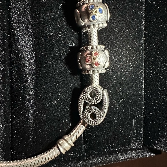 Pandora Bracelet with Mom, Dad, and Zodiac Cancer charms - Picture 2 of 3
